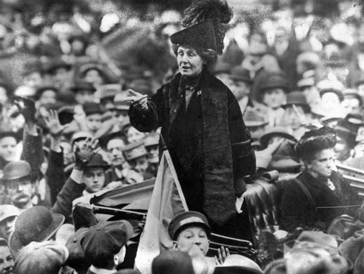Emmeline Pankhurst adresses crowd